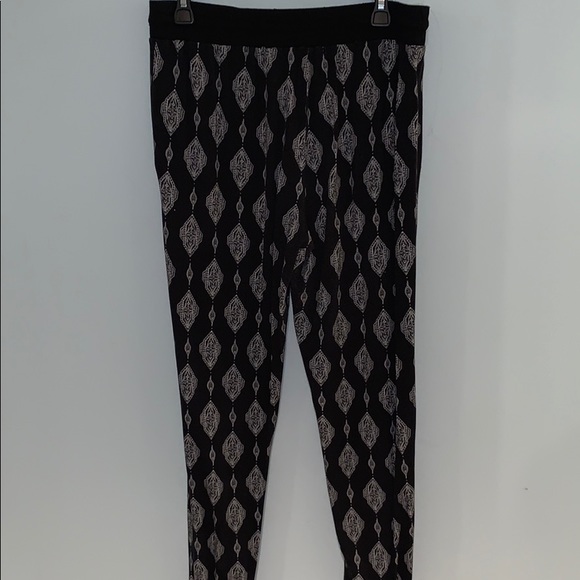 Patterned pants - Picture 2 of 3